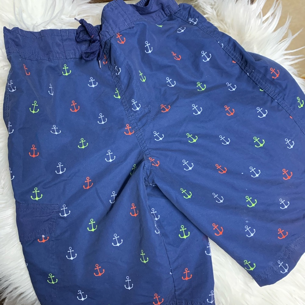 Boys water short medium 7/8